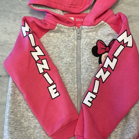 Minnie Mouse track suit - Picture 4 of 5